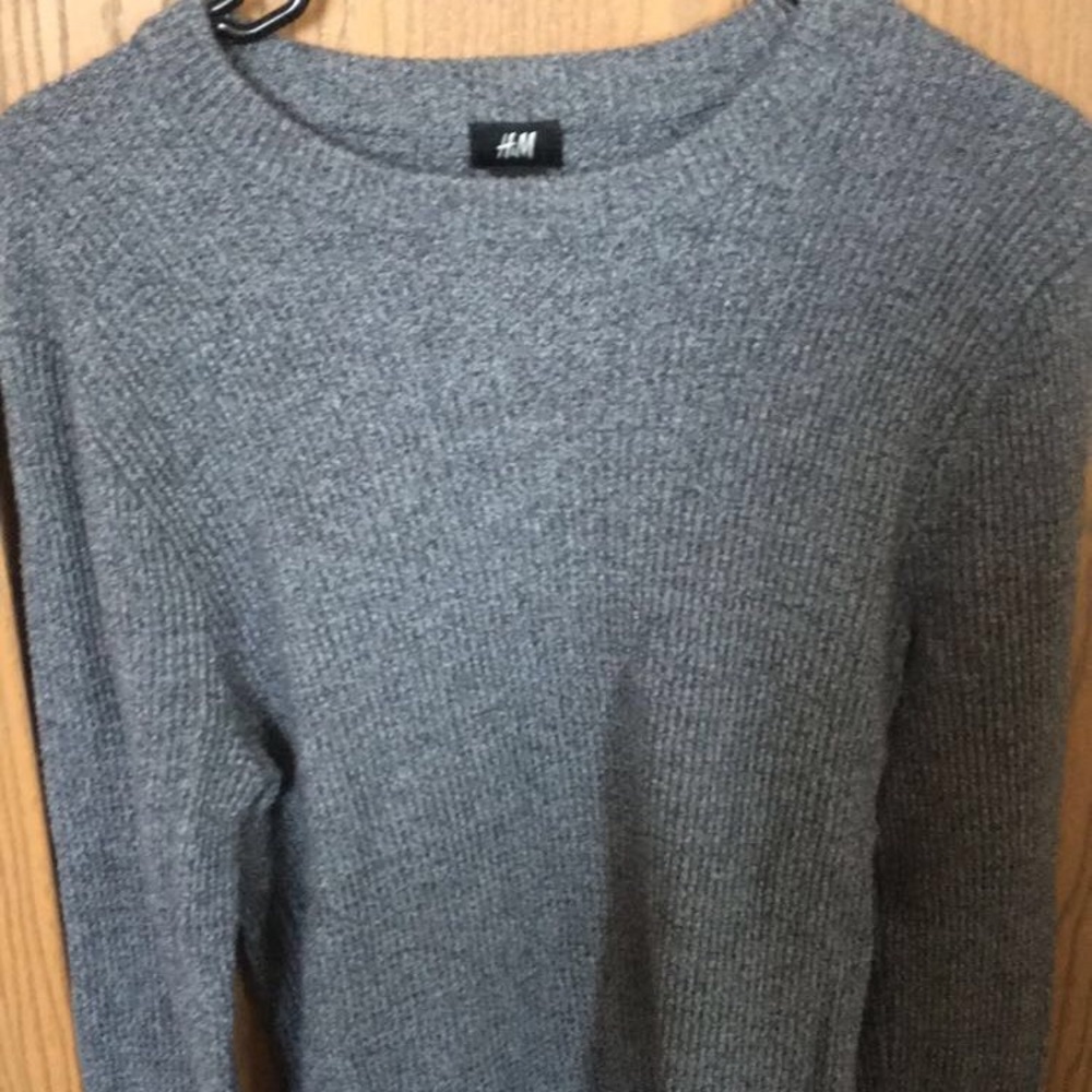 Women’s sweater